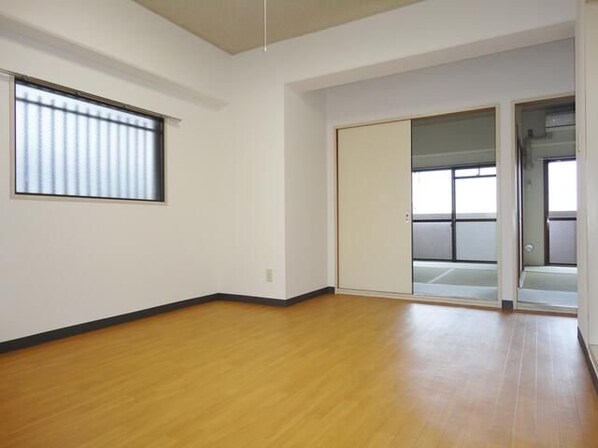 キャッスル305の物件内観写真